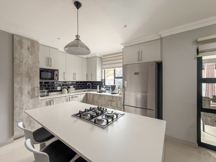 4 Bedroom Property for Sale in Melodie North West